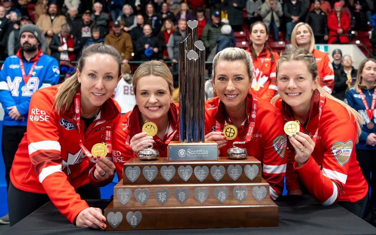 default-59 Rachel Homan, Tracy Fleury, Emma Miskew, and Sarah Wilkes celebrate after defeating Team Manitoba in the finals during the Scotties Tournament of Hearts action in Thunder Bay, Ont., Sunday, Feb. 23, 2025. THE CANADIAN PRESS/David Jackson